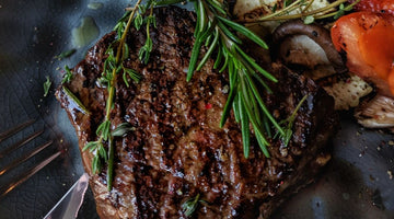 HOW TO COOK THE PERFECT STEAK: A GUIDE ON HOW TO COOK A STEAK